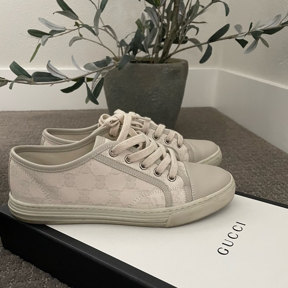 Authentic Gucci Women GG Low 'Cotton Washed Bianco sneakers - Picture 6 of 16